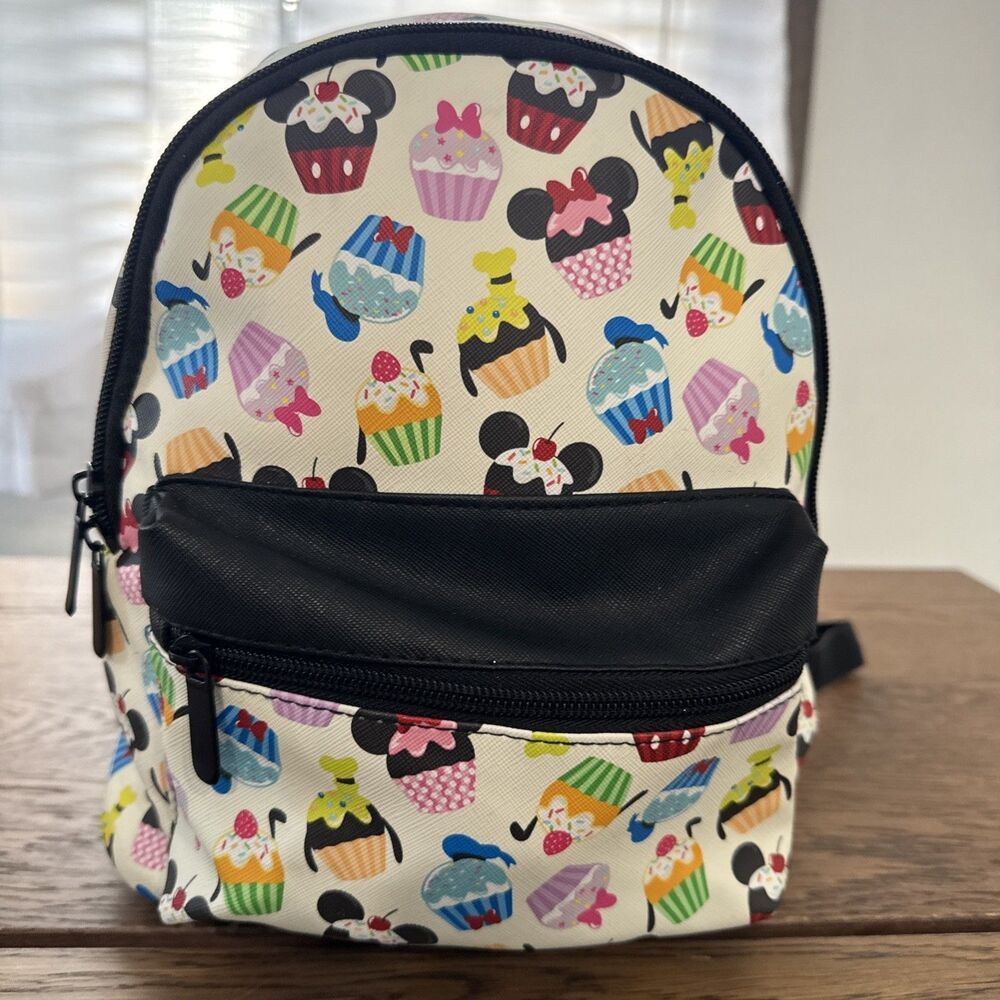 DISNEY'S MICKEY MOUSE & FRIENDS CUPCAKE PRINT BACKPACK NEW